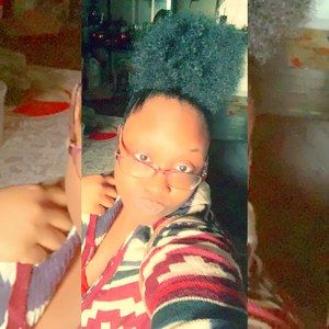 Meet your Posher, Jaye